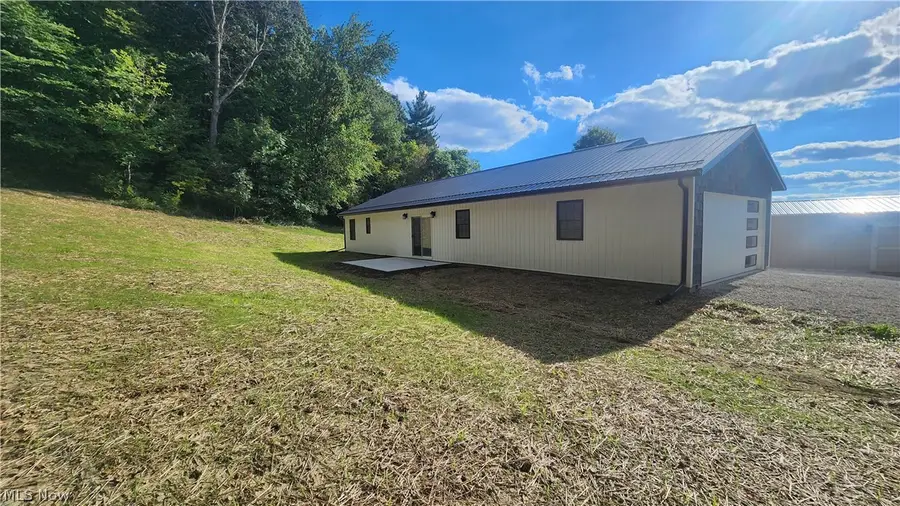 426 Mccrea Avenue, Dennison, OH 44621 - #3