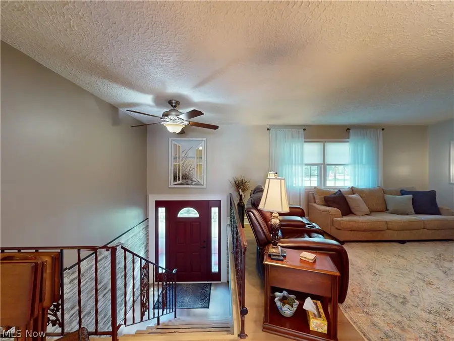 8375 E Wadora Nw Circle, North Canton, OH 44720 - #2