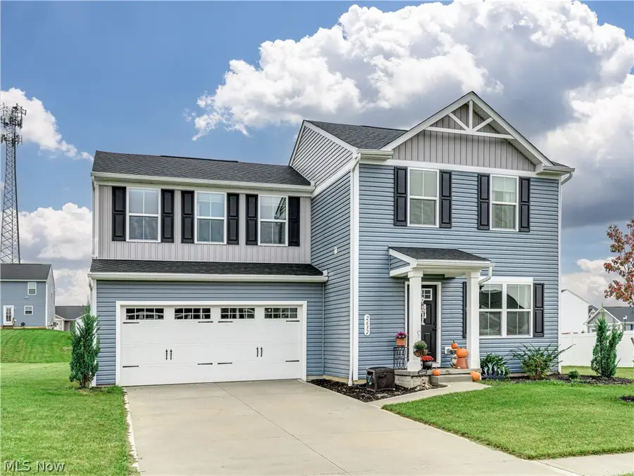 2632 Bishop Oval, Barberton, OH 44203 - #2