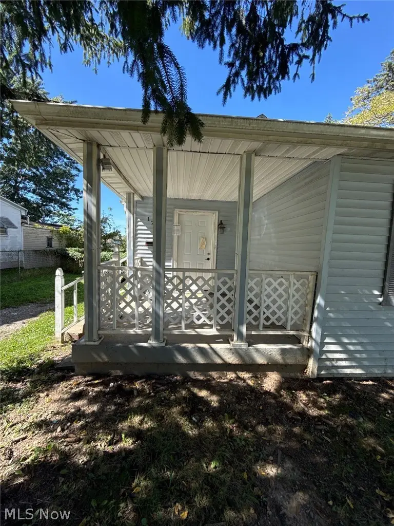 1717 Root Ne Avenue, Canton, OH 44705 - #2
