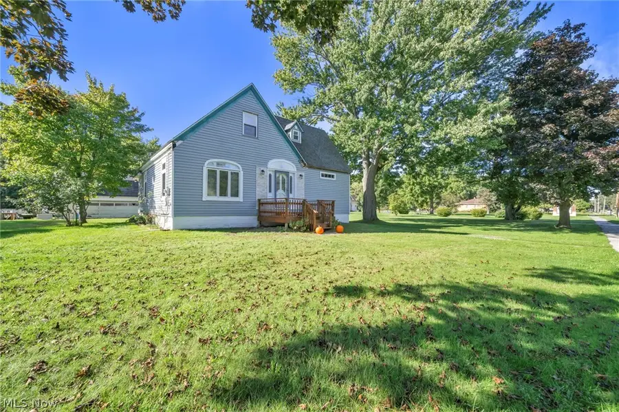 42027 Griswold Road, Elyria, OH 44035 - #3
