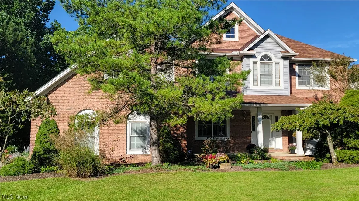 8766 Pointe Drive, Broadview Heights, OH 44147 - #1