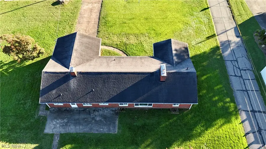 133 E 5th Street, Williamstown, WV 26187 - #3