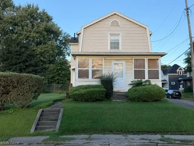 1547 Maple Ne Avenue, Canton, OH 44705 - #2