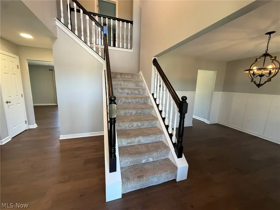 1319 Parkdale Drive, Dover, OH 44622 - #3