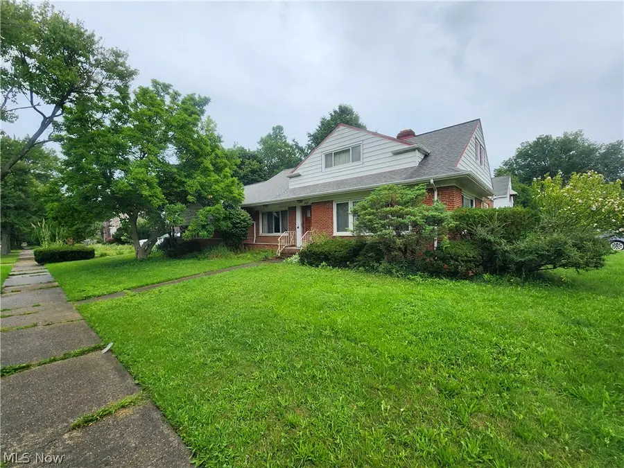 1425 Lynn Park Drive, Cleveland Heights, OH 44121 - #2