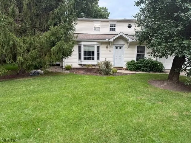 691 S Point Trail, Berea, OH 44017 - #1