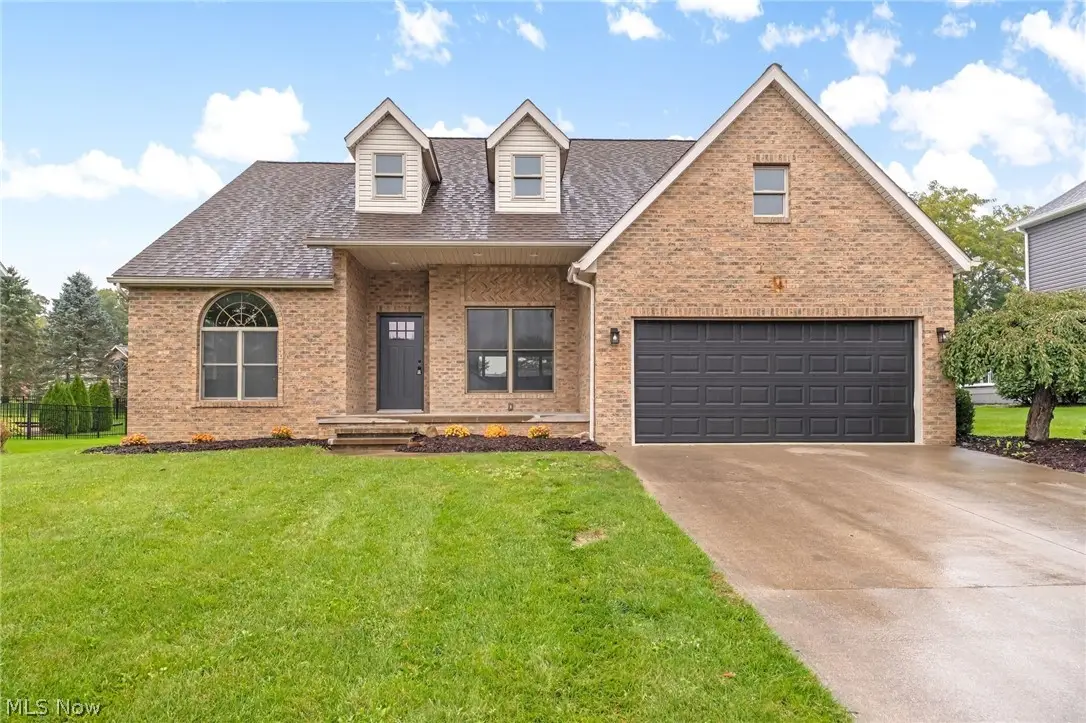 2427 Queensbury Road, Alliance, OH 44601 - #1