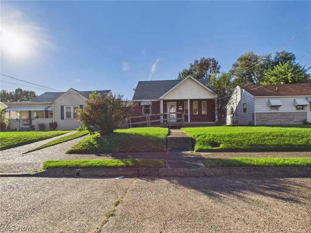 3007 10th Avenue, Vienna, WV 26105 - #1