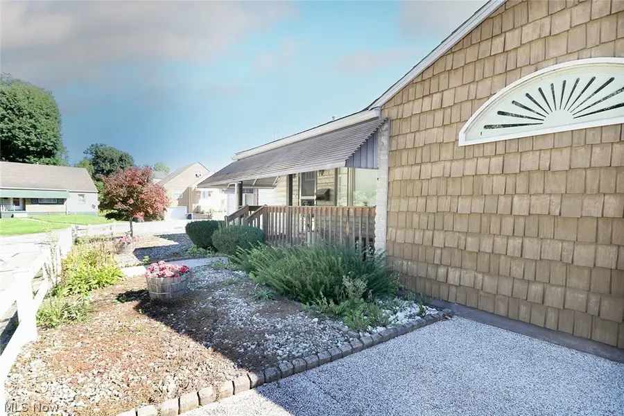 742 Jeanette Avenue, Steubenville, OH 43952 - #2