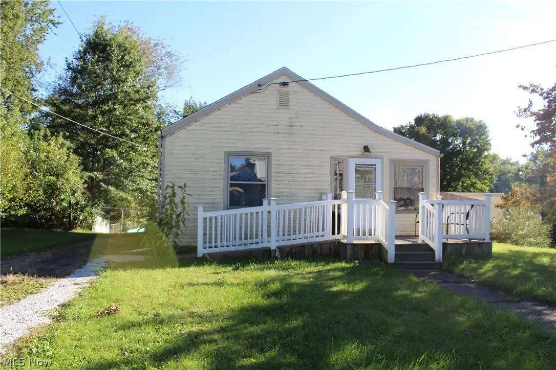 3202 24th Se Street, Canton, OH 44707 - #1