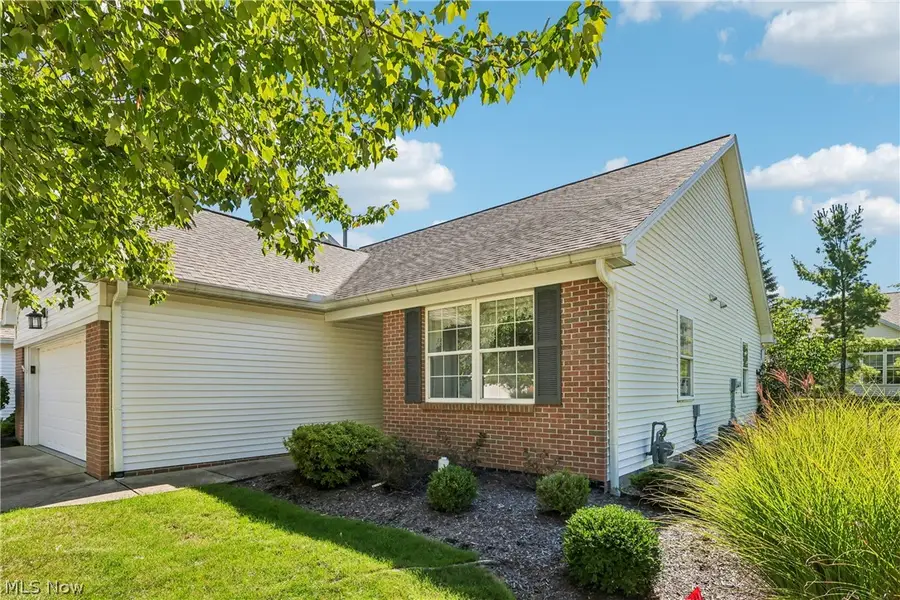 408 W Reserve Drive, Cuyahoga Falls, OH 44223 - #2