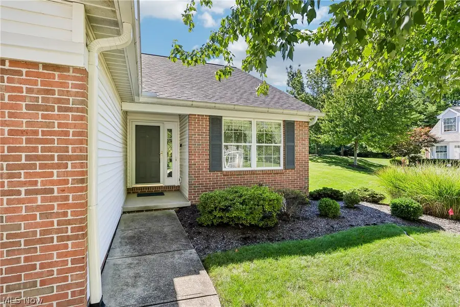 408 W Reserve Drive, Cuyahoga Falls, OH 44223 - #3