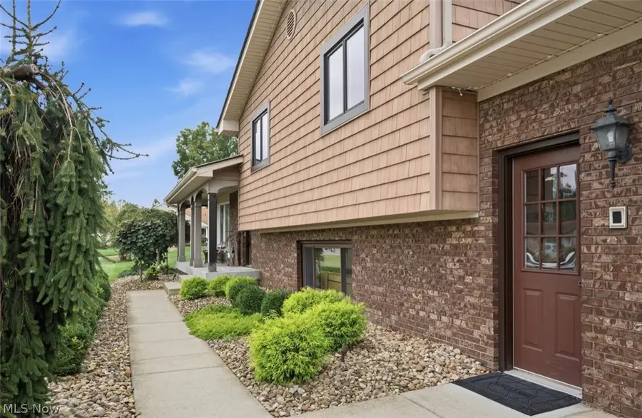5652 Bonnell Drive, Youngstown, OH 44512 - #3