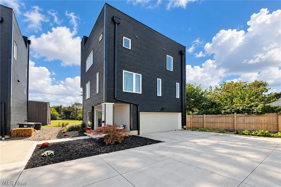 1434 W 48 Street #D, Cleveland, OH 44102 - #2