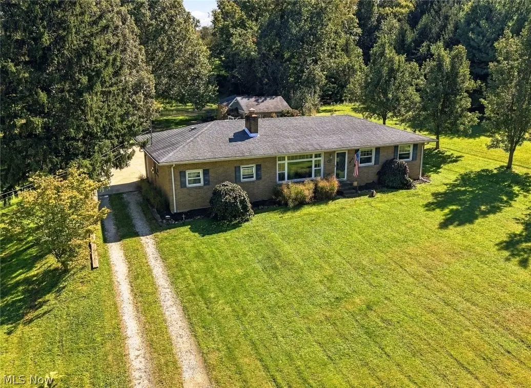 4280 Beechwood Avenue, Alliance, OH 44601 - #1