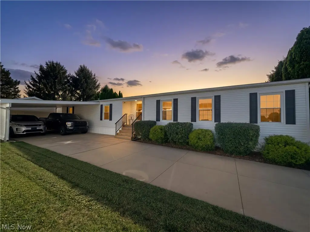 605 Sandtrap Circle, Painesville, OH 44077 - #1