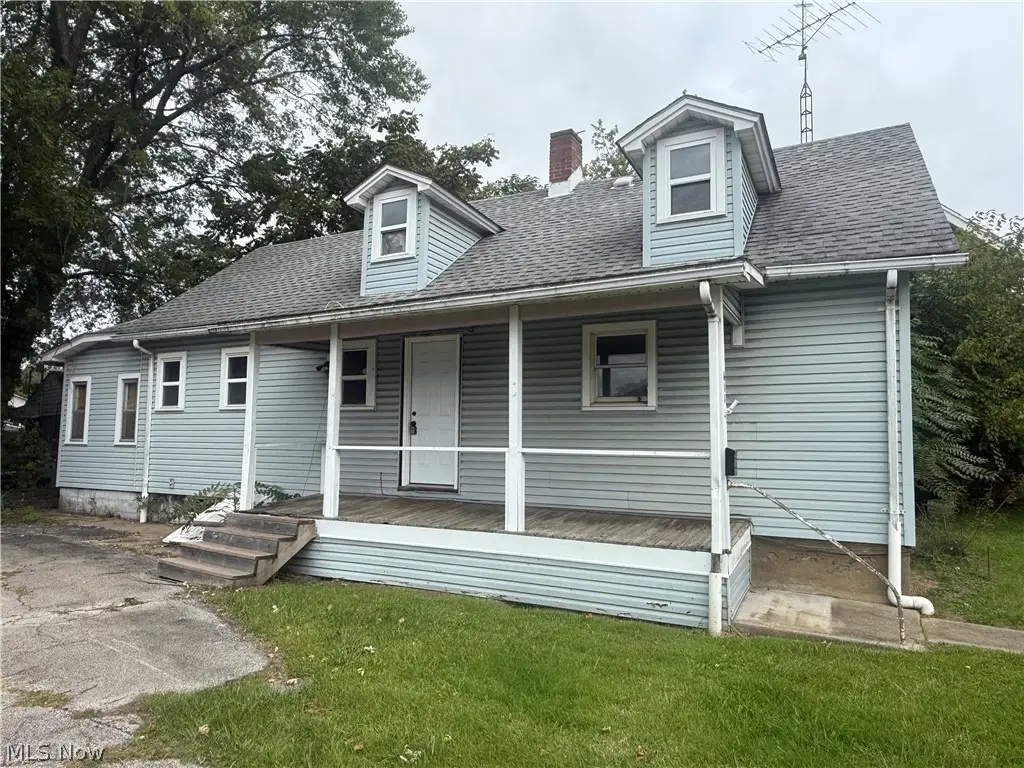 411 Chestnut Ne Avenue, Warren, OH 44483 - #1