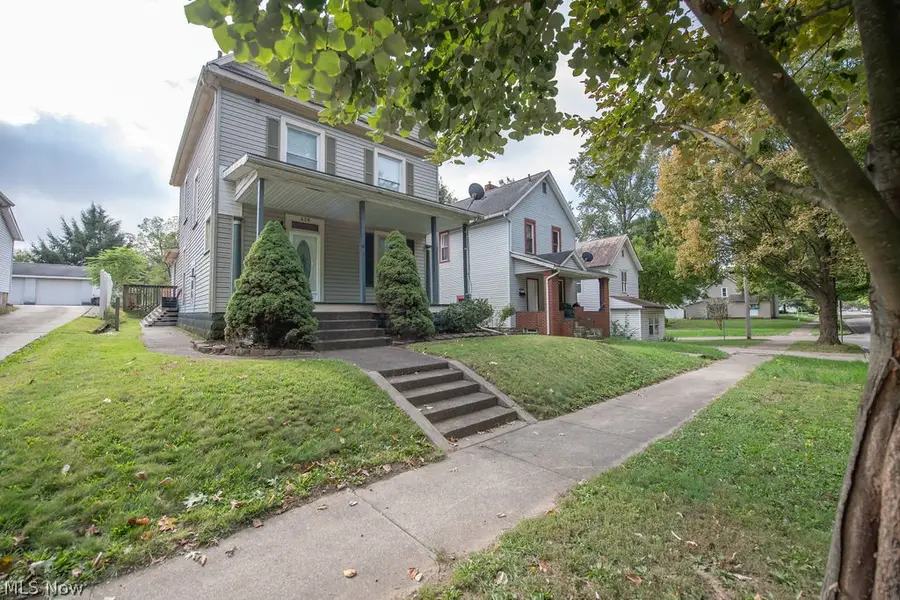 426 E Front Street, Dover, OH 44622 - #2