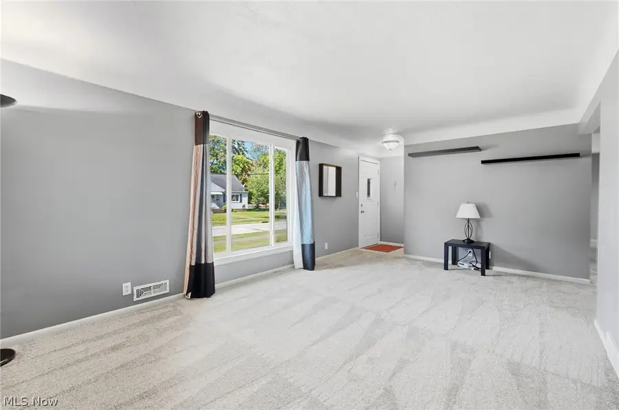 6211 Anita Drive, Parma Heights, OH 44130 - #2