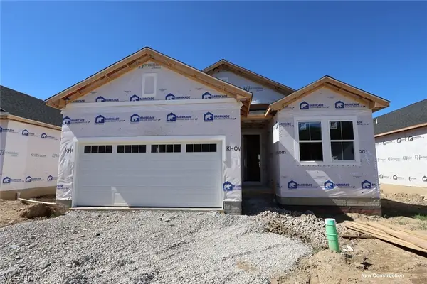 2458 Merriment Drive, Amherst, OH 44001