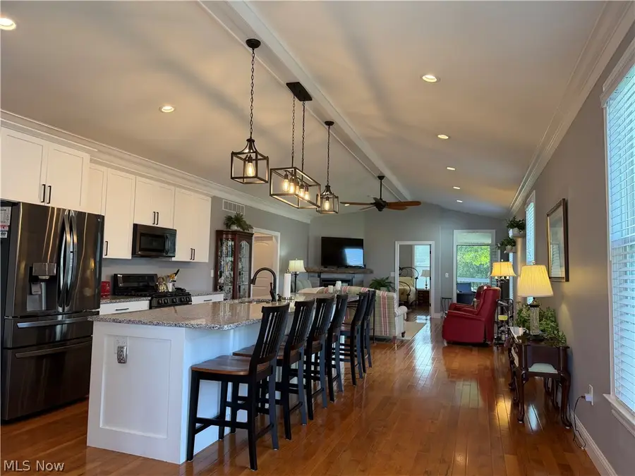 2704 14th Avenue, Vienna, WV 26105 - #2