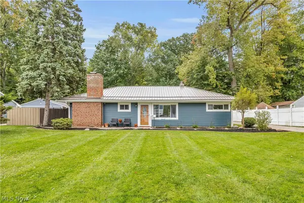 5821 Lake Road, Mentor on the Lake, OH 44060