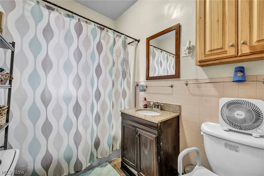 3508 Woodbridge Avenue, Cleveland, OH 44109 - #3