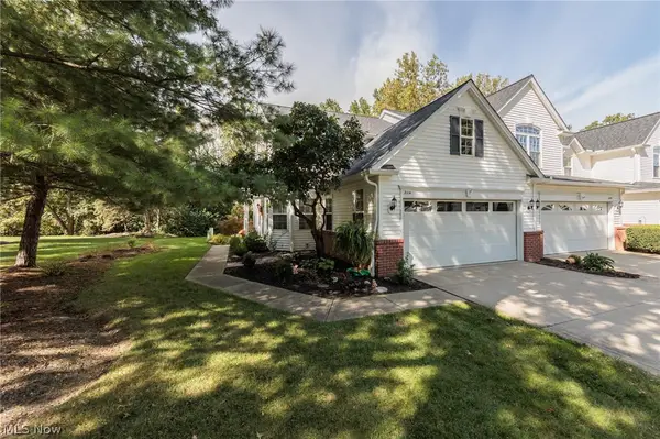 2114 W Reserve Circle, Avon, OH 44011