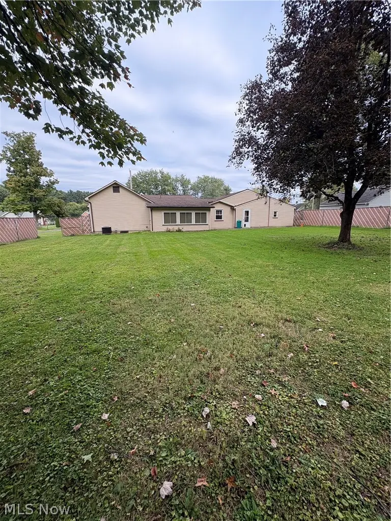 740 Oxford Avenue, Niles, OH 44446 - #3