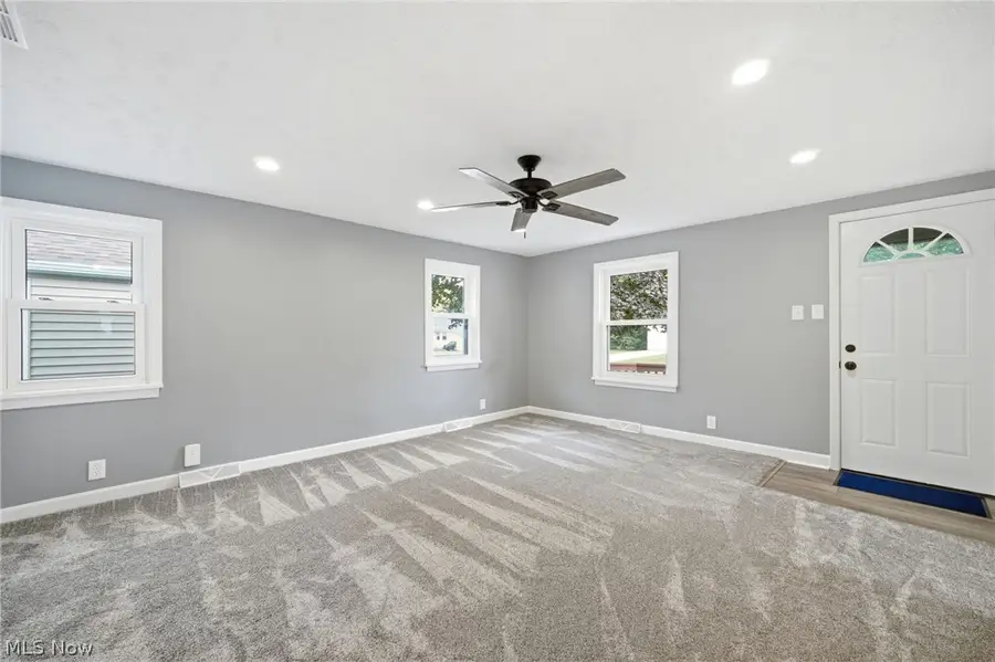 253 Franks Avenue, Wadsworth, OH 44281 - #2