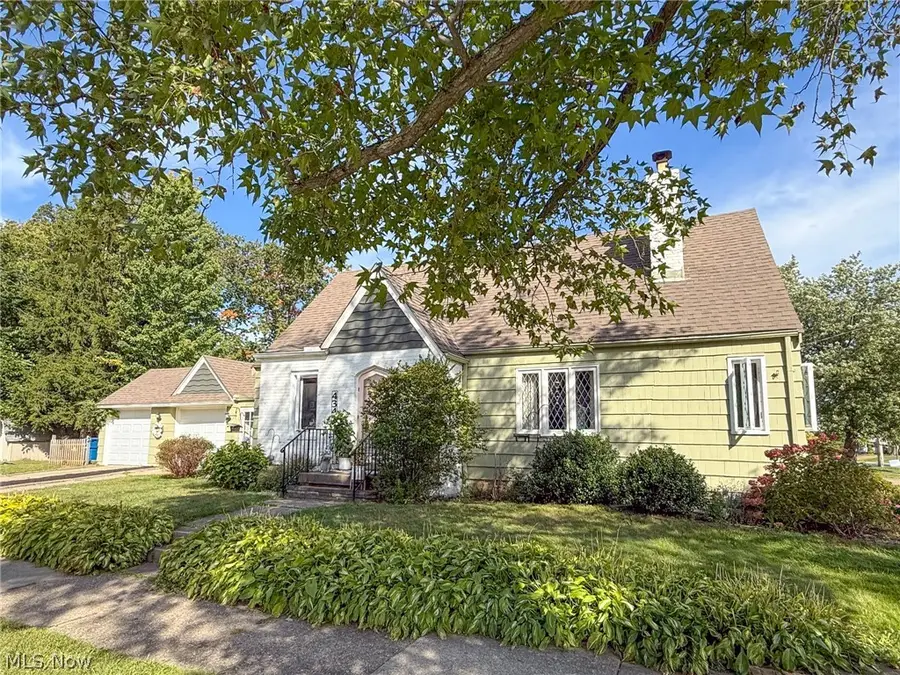 434 Glen Park Drive, Bay Village, OH 44140 - #2