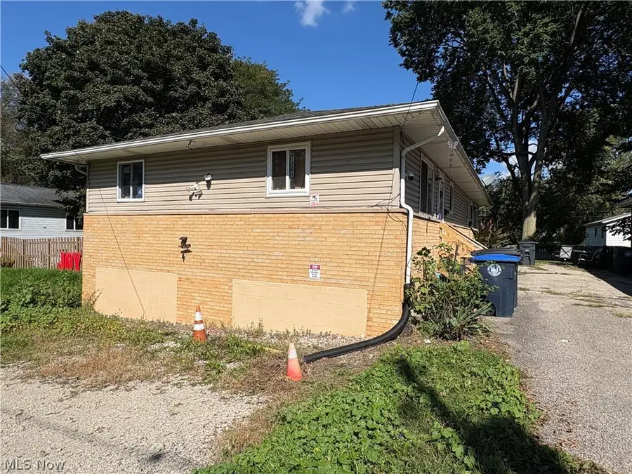 1261-1263 Anna Avenue, Akron, OH 44314 - #3