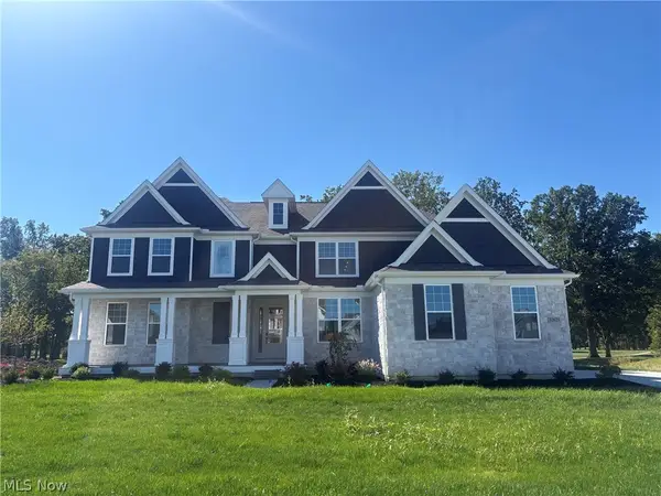 32625 Royal Troon Drive, Avon Lake, OH 44012