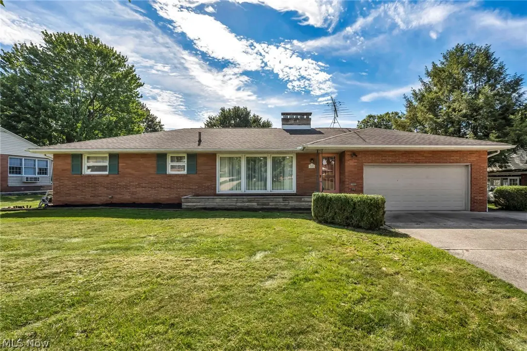 3806 21st Nw Street, Canton, OH 44708 - #1