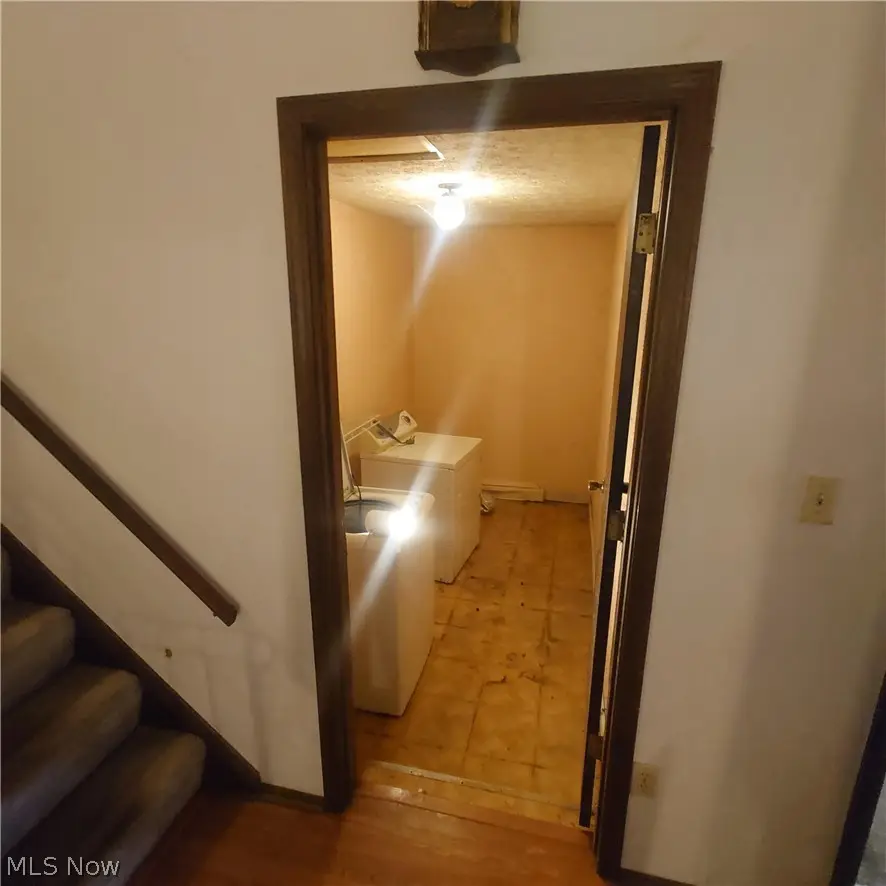 6407 Woodmoor Nw Avenue, Canton, OH 44718 - #3