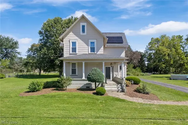 4502 Broadway Ne Avenue, Louisville, OH 44641
