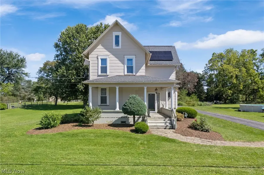 4502 Broadway Ne Avenue, Louisville, OH 44641 - #3