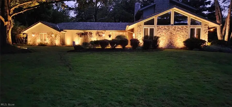 2025 Lyndway Road, Lyndhurst, OH 44121 - #3