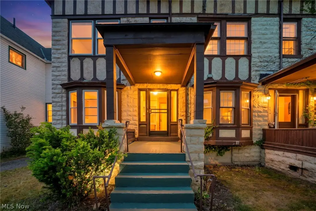 1726 Holyoke Avenue, East Cleveland, OH 44112 - #1