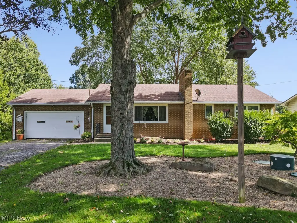 3568 Mountview Avenue, Alliance, OH 44601 - #1