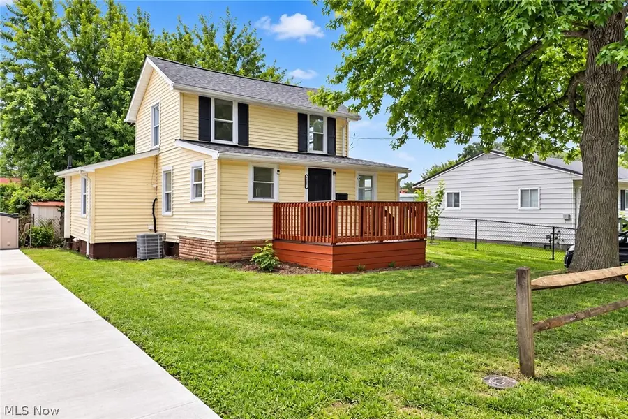 5605 Chagrin Drive, Mentor On The Lake, OH 44060 - #2