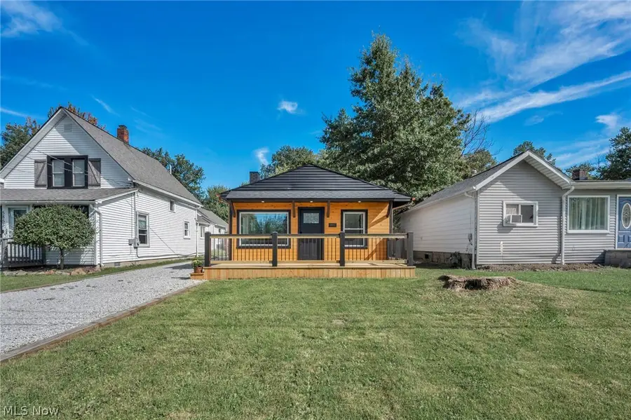 5857 Melody Lane, Mentor On The Lake, OH 44060 - #3
