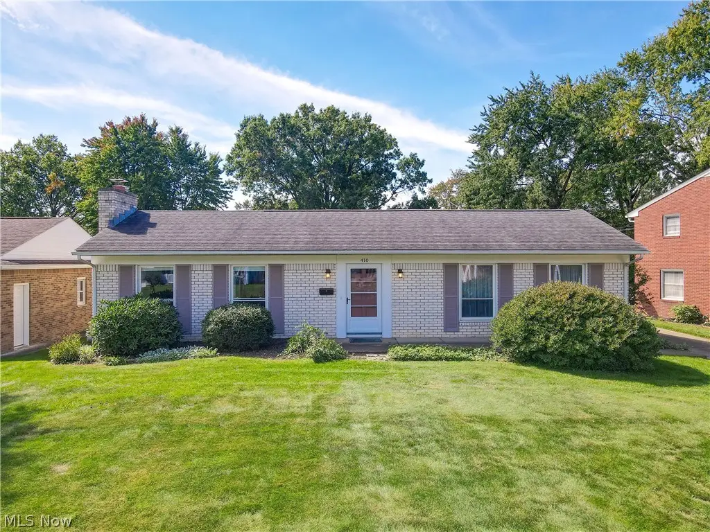410 Chapple Hill Ne Drive, North Canton, OH 44720 - #1