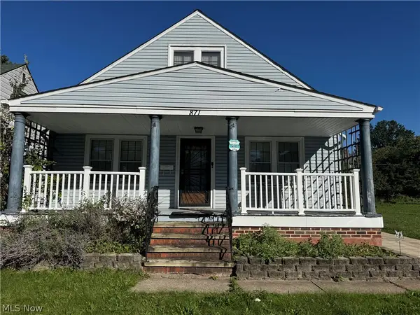 871 Lecona Road, Cleveland Heights, OH 44121
