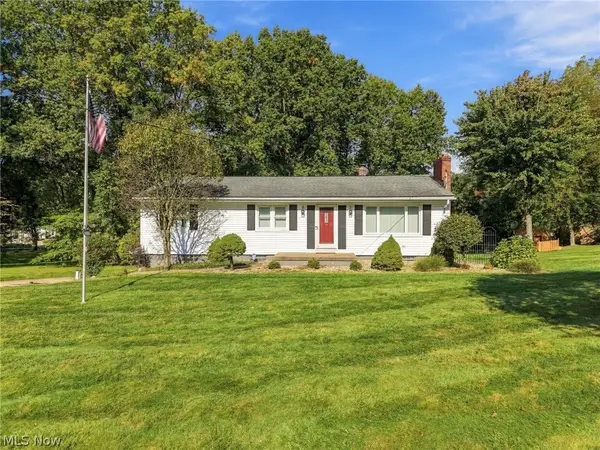 1367 Cherry Lane, Uniontown, OH 44685