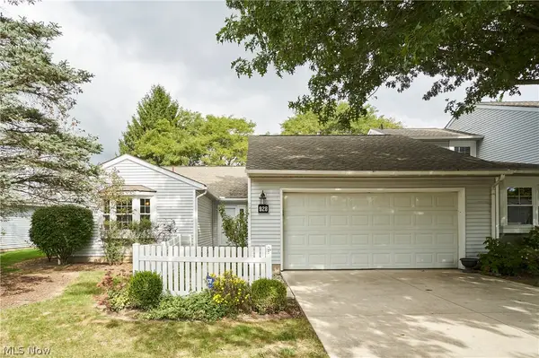 928 Sturbridge Drive, Akron, OH 44313