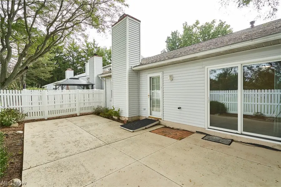 928 Sturbridge Drive, Akron, OH 44313 - #3