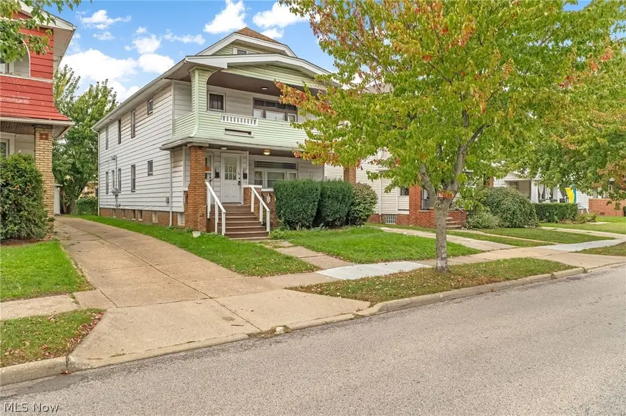 2126 Chesterland Avenue, Lakewood, OH 44107 - #2