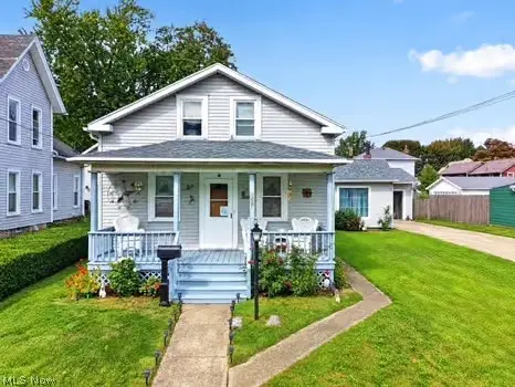 1227 W 3rd Street, Ashtabula, OH 44004